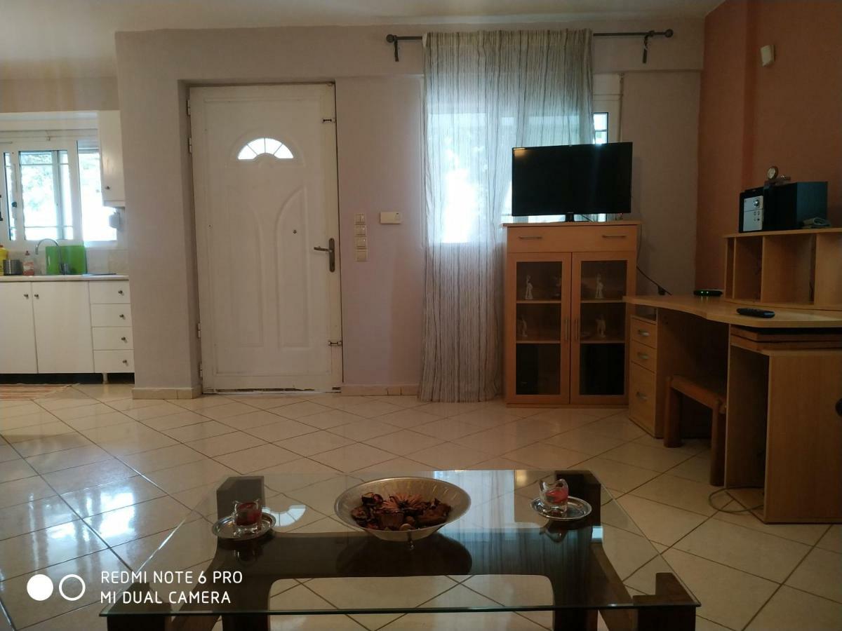 Stavros Apartments อาร์เตมีดา ภายนอก รูปภาพ