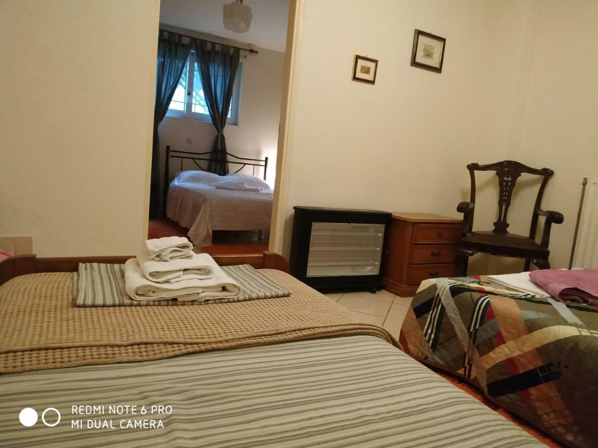 Stavros Apartments อาร์เตมีดา ภายนอก รูปภาพ